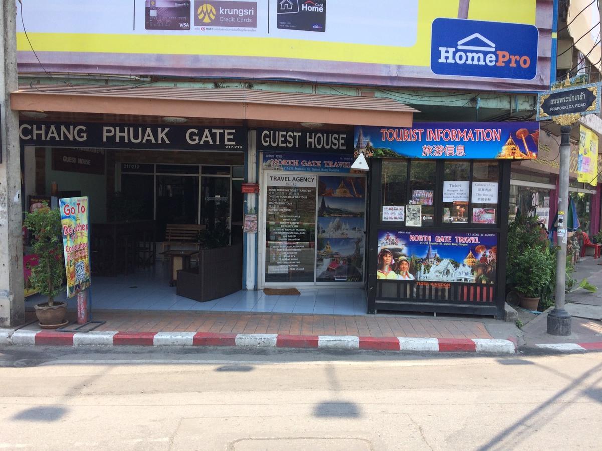 Changphuakgate Guesthouse Chiang Mai Zewnętrze zdjęcie