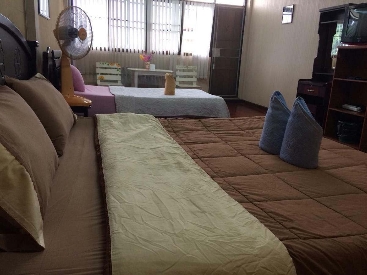 Changphuakgate Guesthouse Chiang Mai Zewnętrze zdjęcie